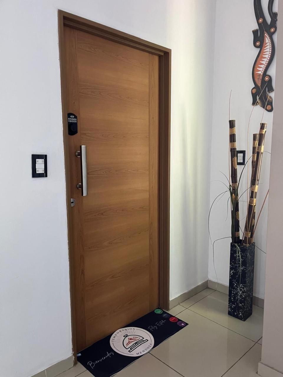 Premium Gold Mendoza Apartment Luaran gambar